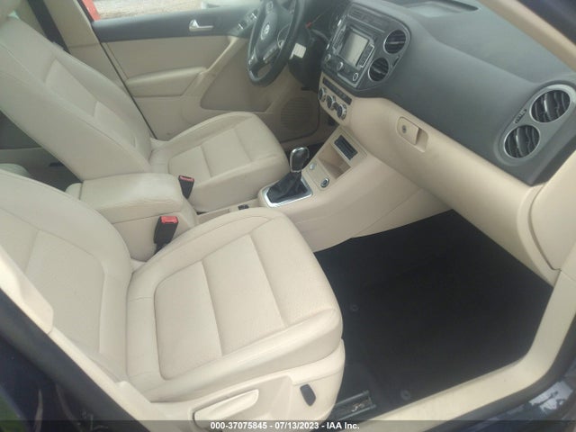 WVGAV3AX5EW535179 Volkswagen Tiguan Sel