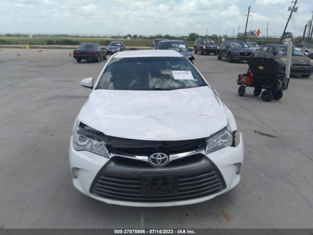 Toyota CAMRY LE 2016 4T4BF1FK0GR547277 Image 4