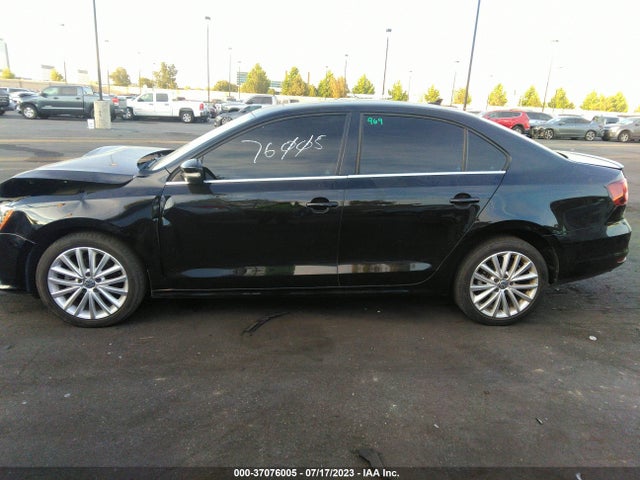 3VWL17AJ5GM275670 Volkswagen Jetta Sedan 1.8t Sel