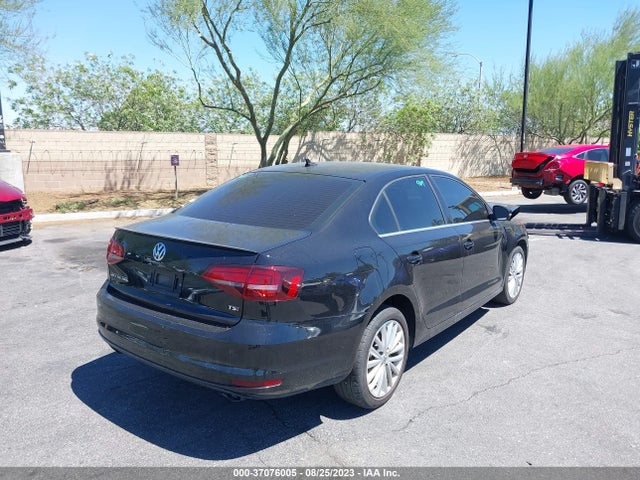3VWL17AJ5GM275670 Volkswagen Jetta Sedan 1.8t Sel