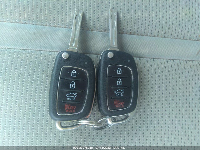 Hyundai SONATA SE 2018 5NPE24AF2JH714789 Image 3