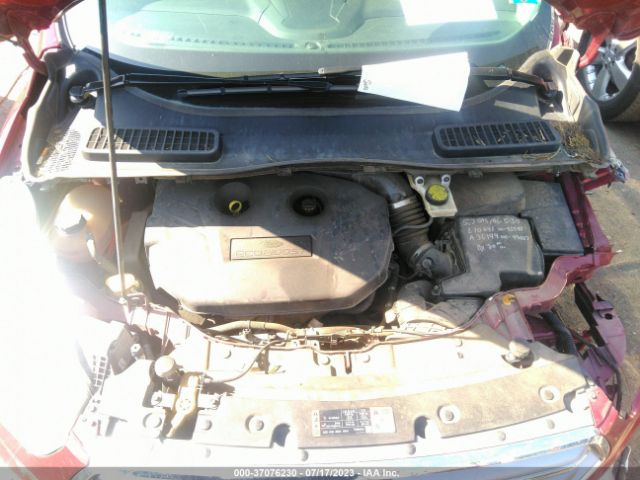 1FMCU9J90HUD04657 Ford Escape Titanium
