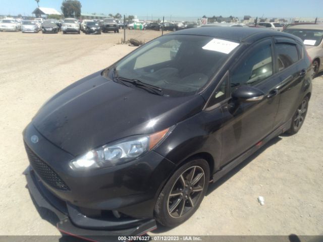 3FADP4EJ5FM105165 Ford FIESTA SE