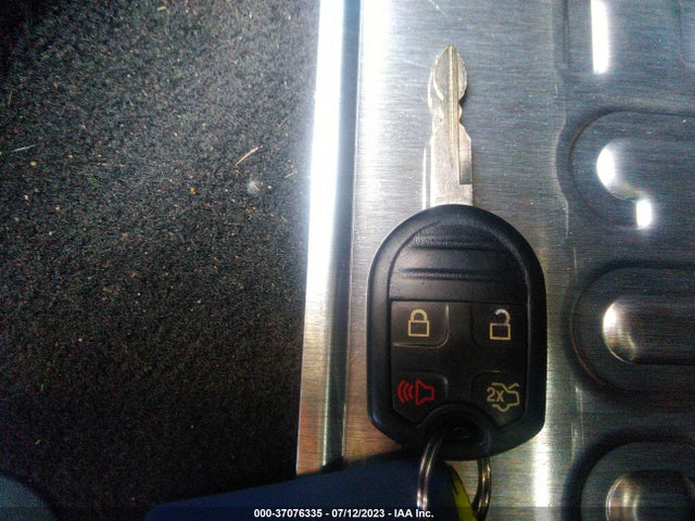 Ford Mustang V6 2014 1ZVBP8AM4E5226893 Image 3