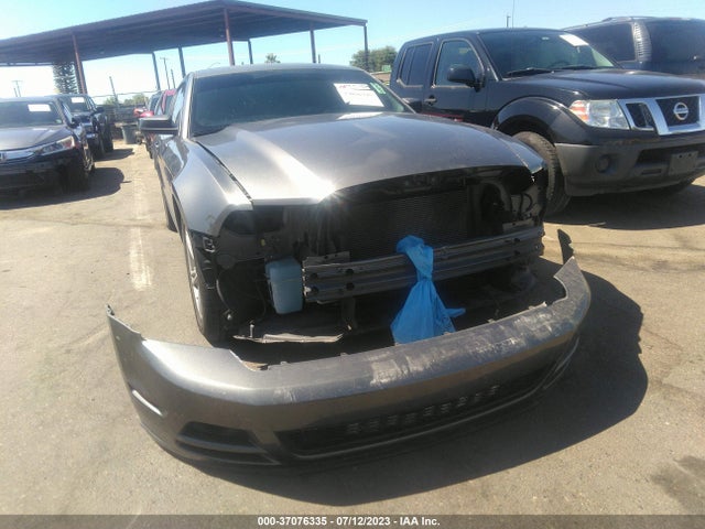 Ford Mustang V6 2014 1ZVBP8AM4E5226893 Image 4