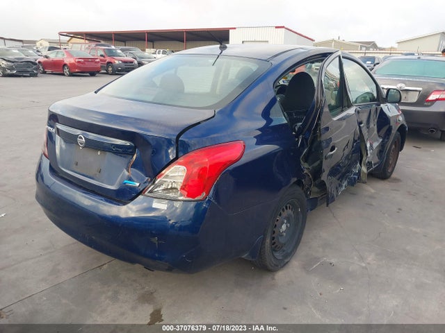 Nissan VERSA S 2014 3N1CN7AP4EL858524 Image 4