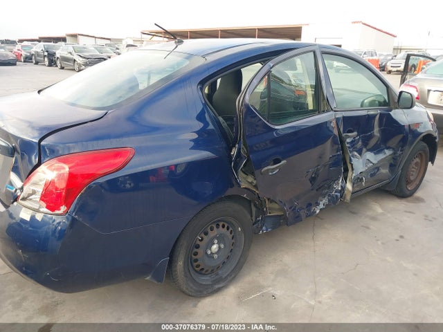 Nissan VERSA S 2014 3N1CN7AP4EL858524 Image 6