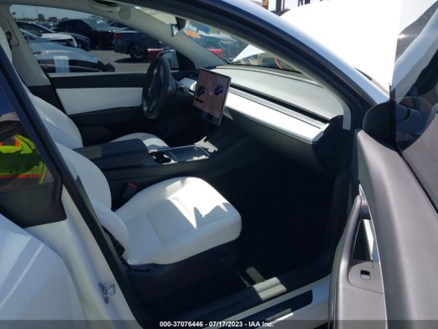 5YJYGDEF2MF266422 Tesla Model Y Performance