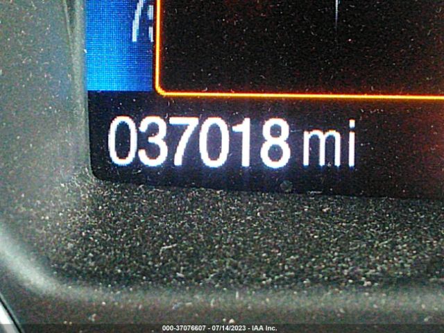 1FMCU9HD3JUA57201 Ford ESCAPE SEL