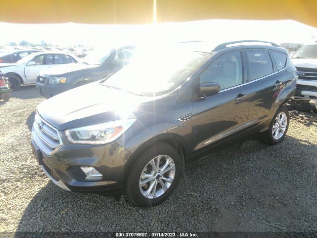 1FMCU9HD3JUA57201 Ford ESCAPE SEL