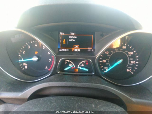1FMCU9HD3JUA57201 Ford ESCAPE SEL