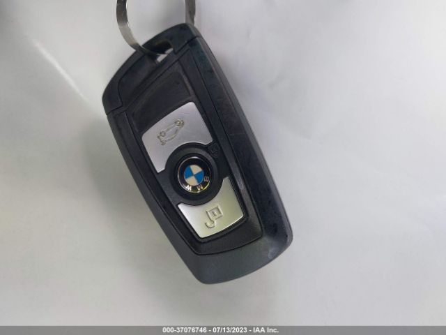 WBA3B1G54ENT00758 BMW 3 Series 320i