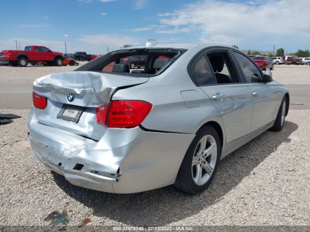 WBA3B1G54ENT00758 BMW 3 Series 320i