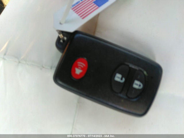 Toyota Prius Four 2015 JTDKN3DU6F0462547 Image 3