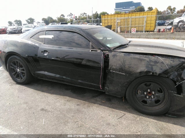 Chevrolet CAMARO LS 2015 2G1FB1E32F9213990 Image 5