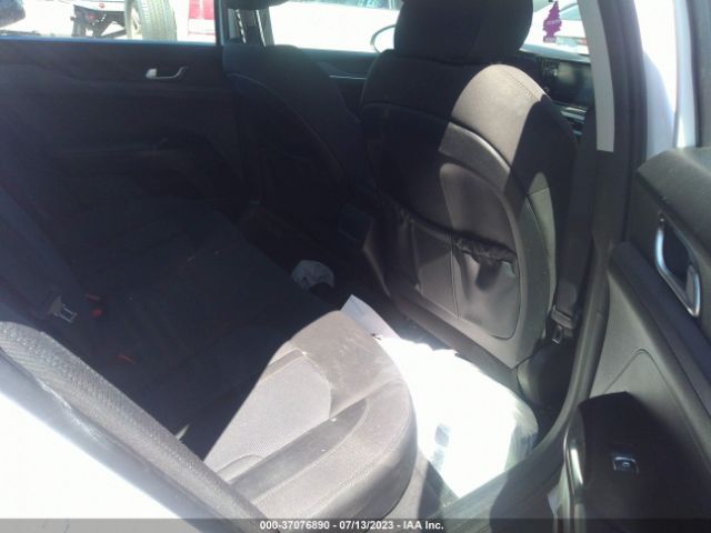 5XXG14J26MG042728 KIA K5 LXS