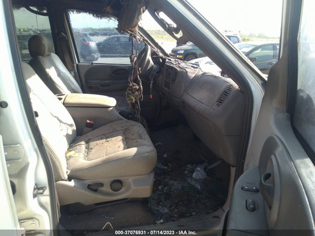 2002 FORD F-150 XLT/LARIAT/KING RANCH VIN: 1FTRW07L22KD62621
