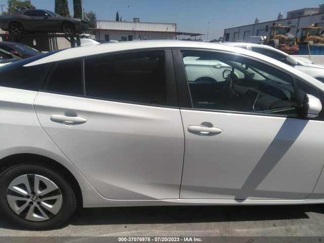 Toyota Prius 2016 JTDKARFU4G3013377 Image 25
