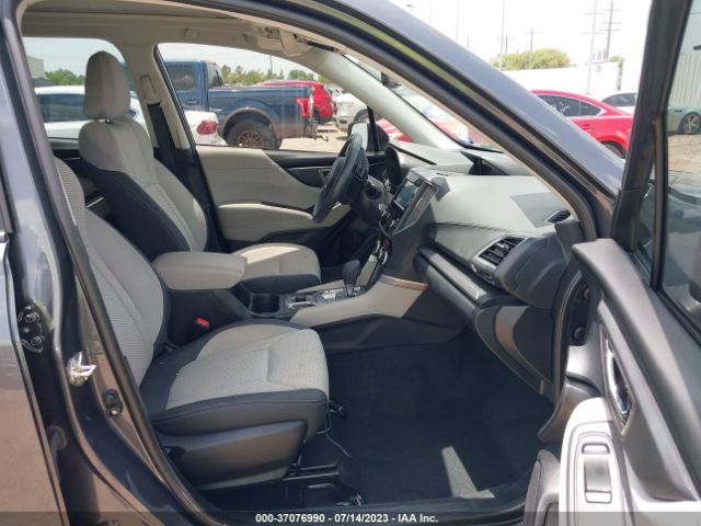 JF2SKAEC9NH473627 Subaru Forester Premium