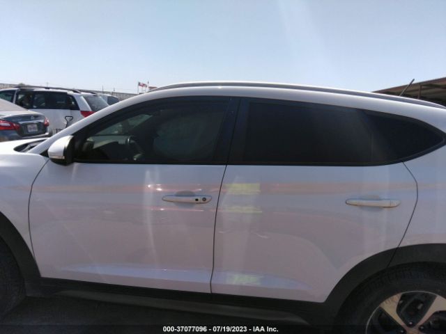 KM8J33A29GU180011 Hyundai Tucson Sport