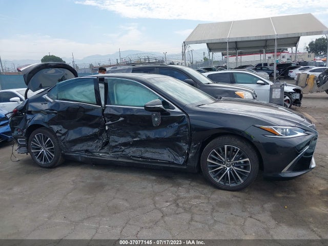 58ADA1C16PU035092 Lexus Es Es 300h