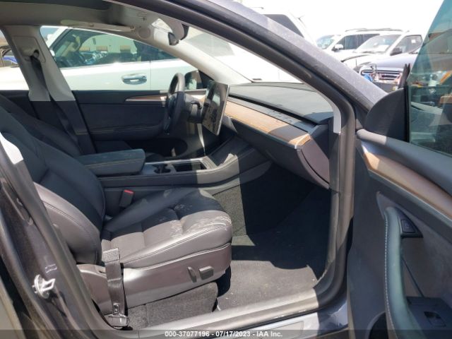 7SAYGDEF4NF538182 Tesla Model Y Performance