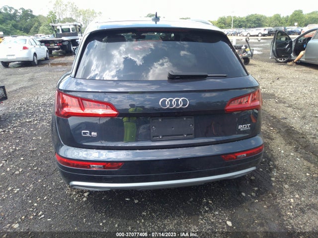 WA1ANAFY2K2135670 Audi Q5 PREMIUM