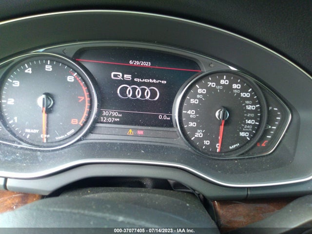 WA1ANAFY2K2135670 Audi Q5 PREMIUM