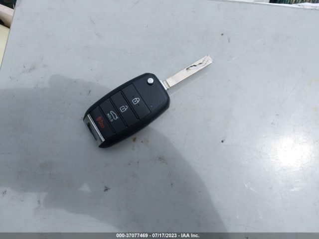 3KPA24AB5KE241519 KIA RIO S