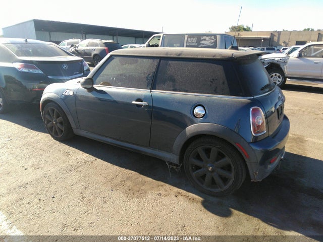 2010 MINI COOPER HARDTOP S VIN: WMWMF7C54ATX45105