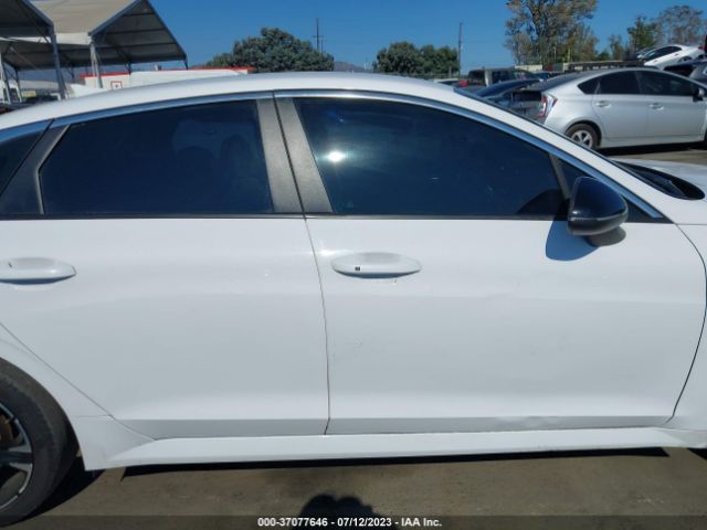 5XXG64J24NG120703 KIA K5 Gt-line