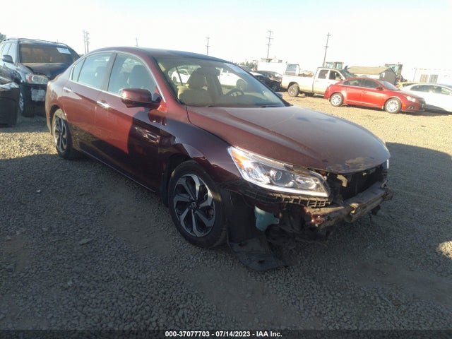 2016 1HGCR2F87GA151189 main image