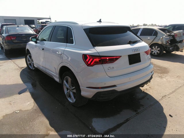 WA1DECF3XL1102226 Audi Q3 S Line Premium