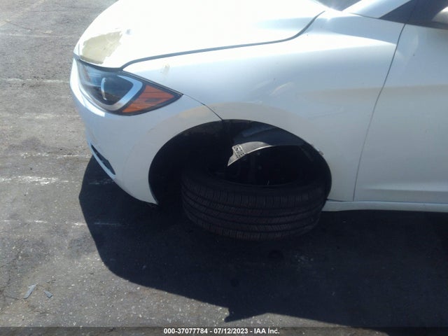 Hyundai ELANTRA SEL 2018 5NPD84LF5JH284618 Image 6