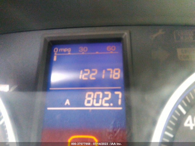 2011 HONDA CR-V LX VIN: 5J6RE3H39BL012202