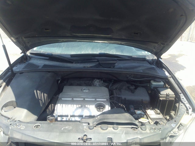 2005 LEXUS RX 330 VIN: JTJGA31U150047573