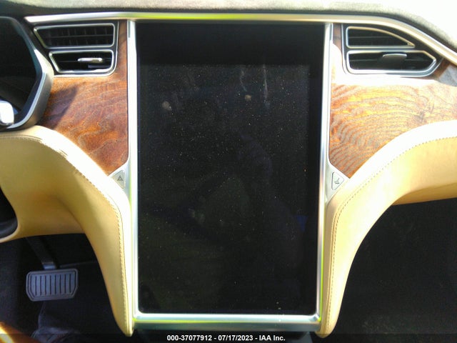 Tesla Model X 90d/75d/100d 2017 5YJXCBE25HF056685 Image 15