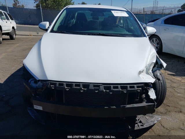 2018 HYUNDAI ELANTRA SEL VIN: 5NPD84LF7JH358332
