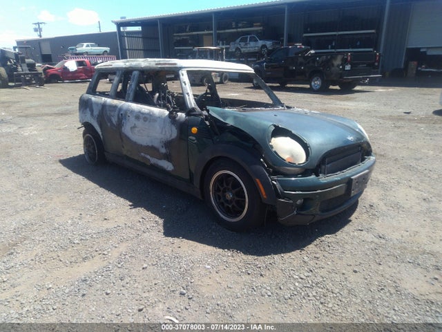 2009 MINI COOPER CLUBMAN WMWML33589TX36016 Photo 0