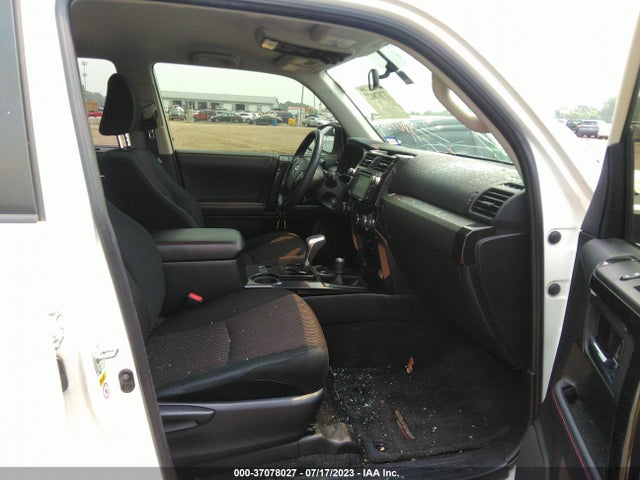 Toyota 4runner Trd Off Road 2018 JTEBU5JR7J5576675 Image 5