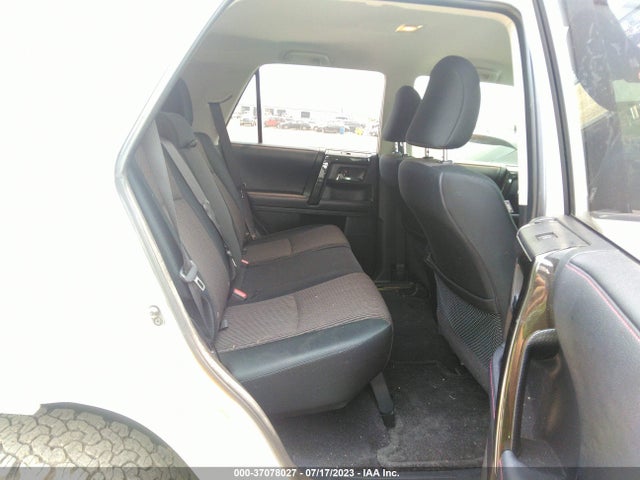 Toyota 4runner Trd Off Road 2018 JTEBU5JR7J5576675 Image 8