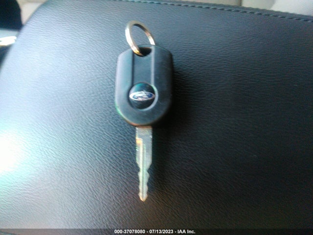 Ford Explorer Base 2014 1FM5K8B87EGB37609 Image 3