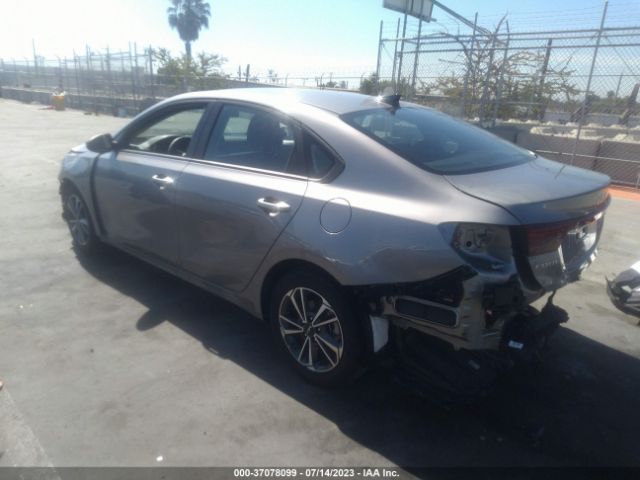 3KPF24AD1PE559815 KIA Forte Lxs