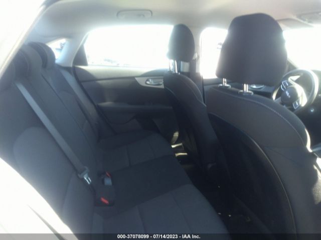 3KPF24AD1PE559815 KIA Forte Lxs