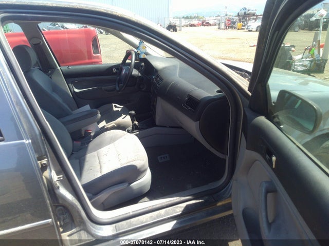 2005 VOLKSWAGEN JETTA SEDAN GLS VIN: 3VWSR69M65M033481