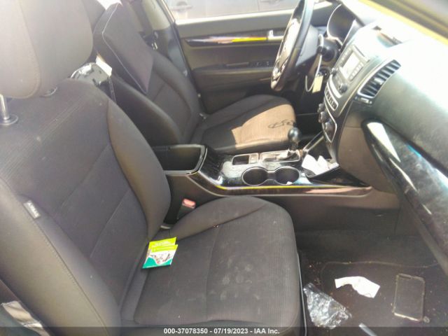 5XYKTCA63FG612555 KIA SORENTO LX
