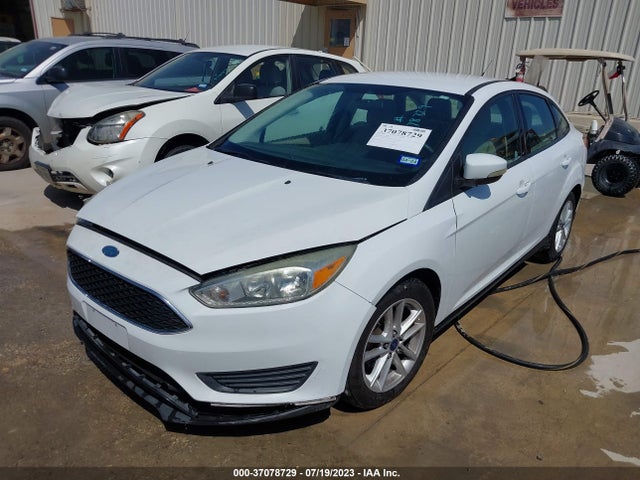 Ford FOCUS SE 2015 1FADP3F27FL271190 Image 2