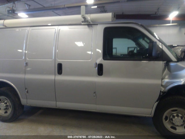 2018 CHEVROLET EXPRESS CARGO VAN VIN: 1GCWGAFGXJ1338534