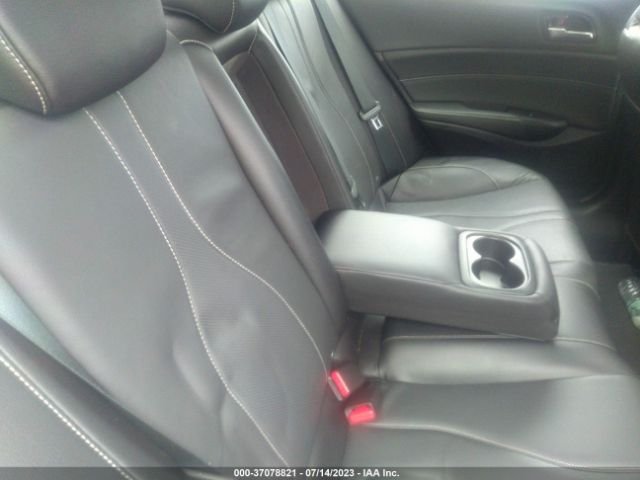 19UDE2F70KA003434 Acura Ilx Pkg