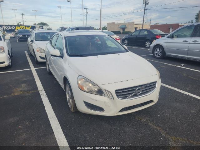 Auction sale of the 2013 Volvo S60, vin: YV1612FS5D1215525, lot number: 37078832